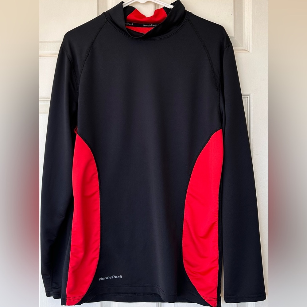 Nordic Track Men’s‎ Performance Long Sleeved Shirt Large
